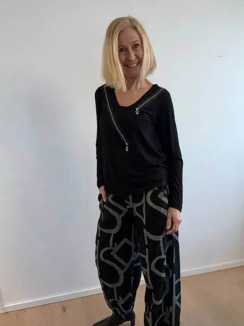 Hovedbilde 0138 My Soul topp i viskose med glidelås detaljer